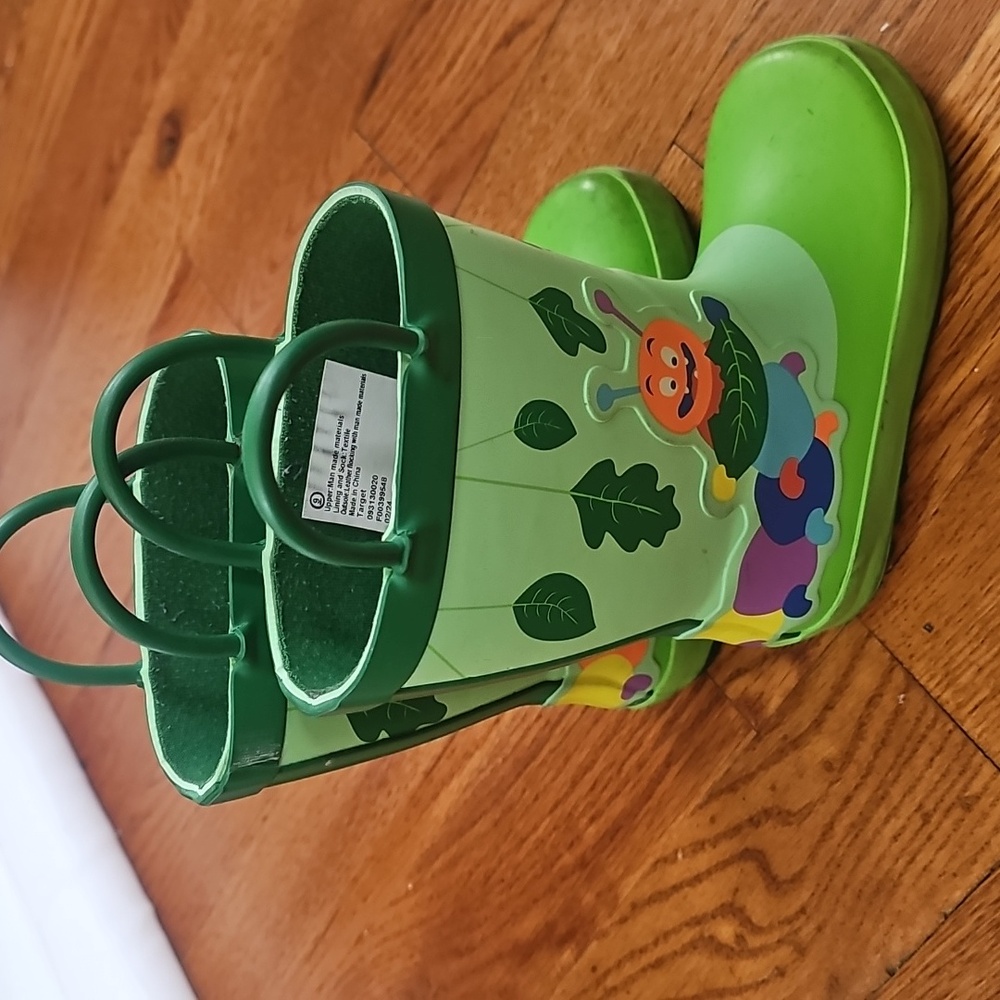 Cat & Jack Leafy Green Kids Rain Boots - Picture 5 of 5